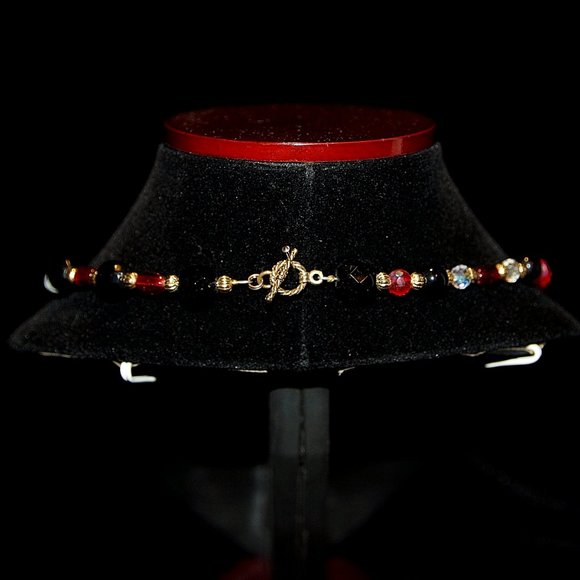 Black, Red, and Gold beaded necklace - Picture 4 of 5